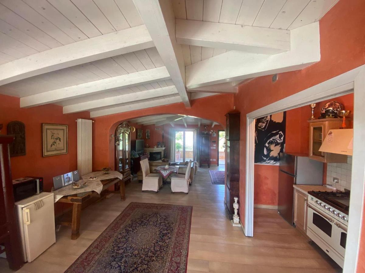 B&B Villa Gardasee With Pool Soiano Del Lago Exteriör bild