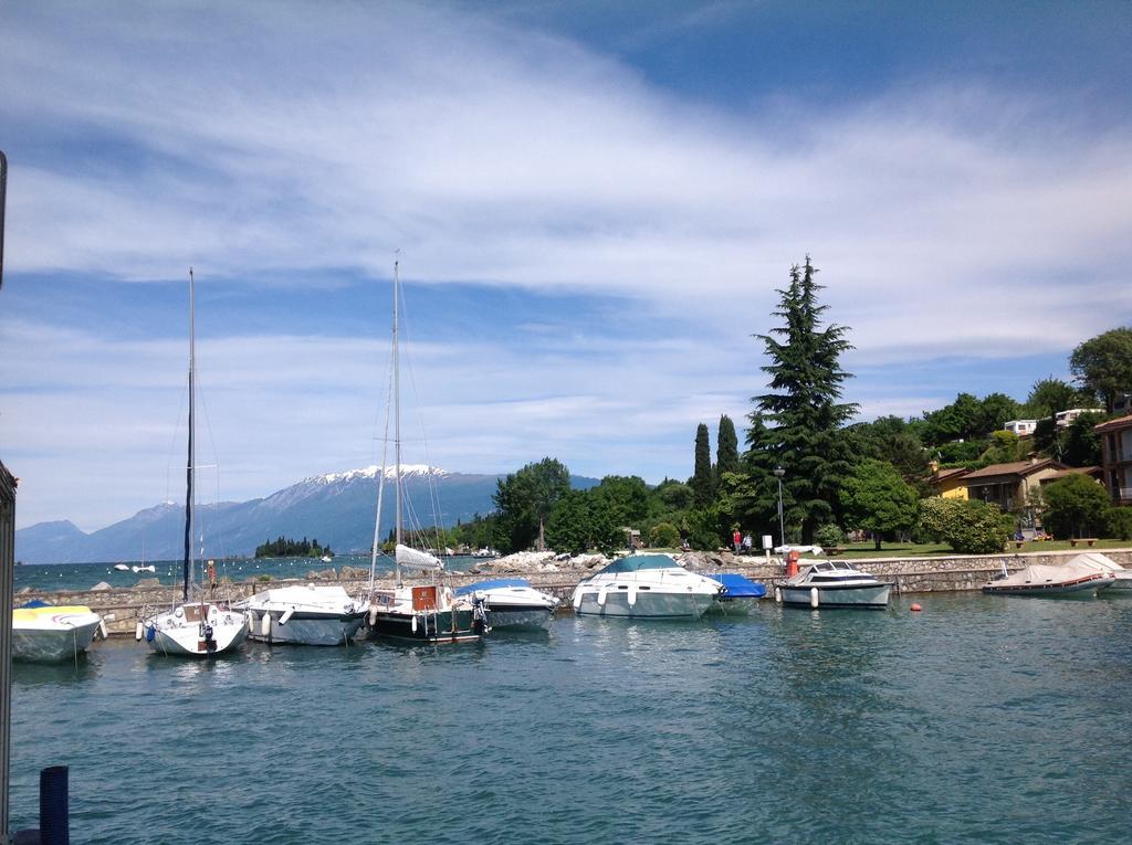 B&B Villa Gardasee With Pool Soiano Del Lago Exteriör bild