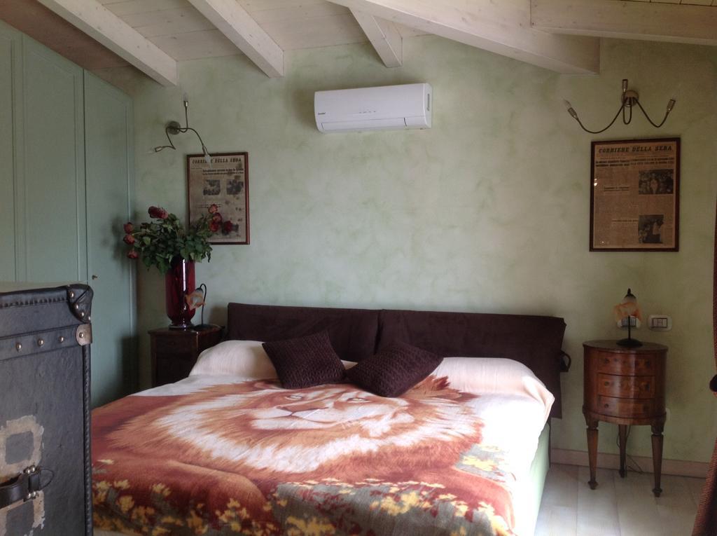 B&B Villa Gardasee With Pool Soiano Del Lago Exteriör bild