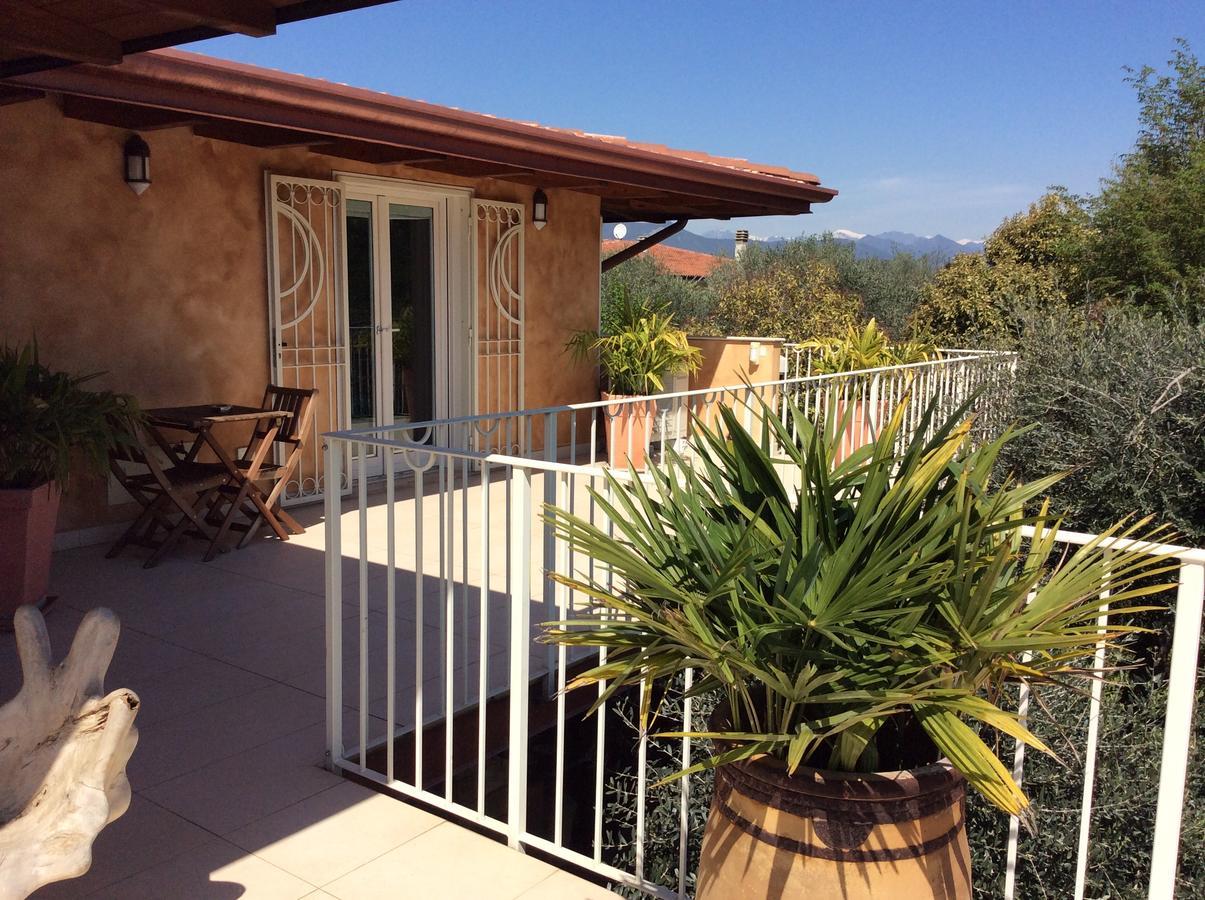 B&B Villa Gardasee With Pool Soiano Del Lago Exteriör bild