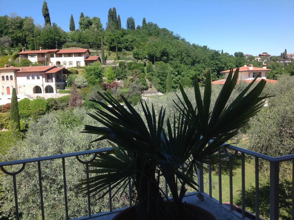 B&B Villa Gardasee With Pool Soiano Del Lago Rum bild